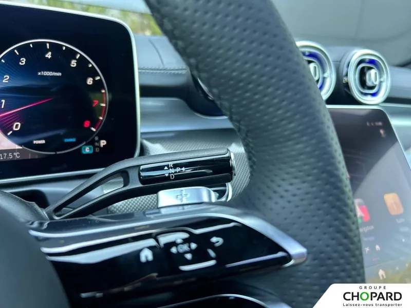 Image secondaire du véhicule 24