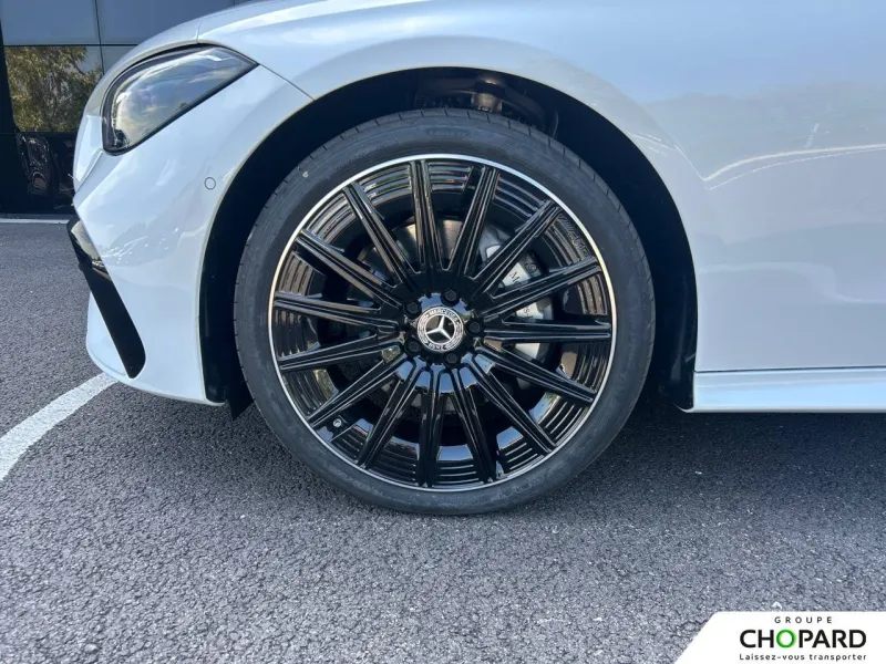 Image secondaire du véhicule 26