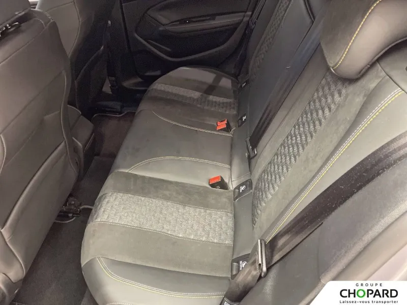 Image secondaire du véhicule 9