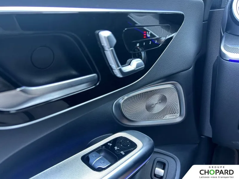 Image secondaire du véhicule 30