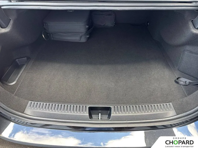 Image secondaire du véhicule 8