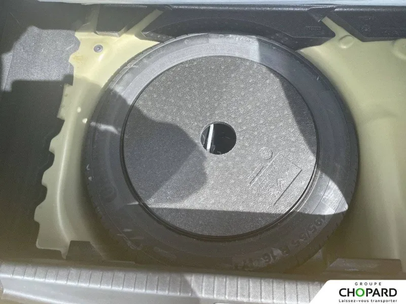 Image secondaire du véhicule 21