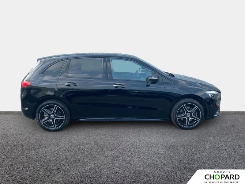 Image secondaire du véhicule 10