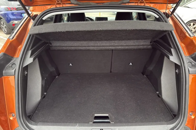 Image secondaire du véhicule 10