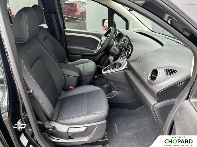 Image secondaire du véhicule 14