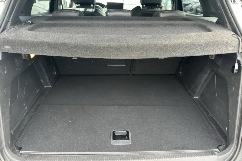 Image secondaire du véhicule 10