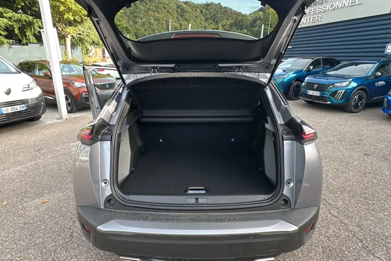 Image secondaire du véhicule 10