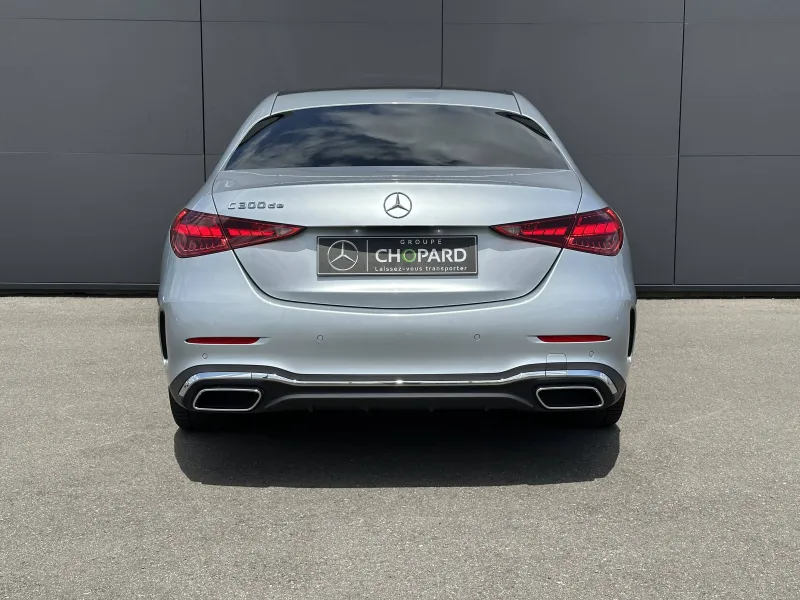 Image secondaire du véhicule 6