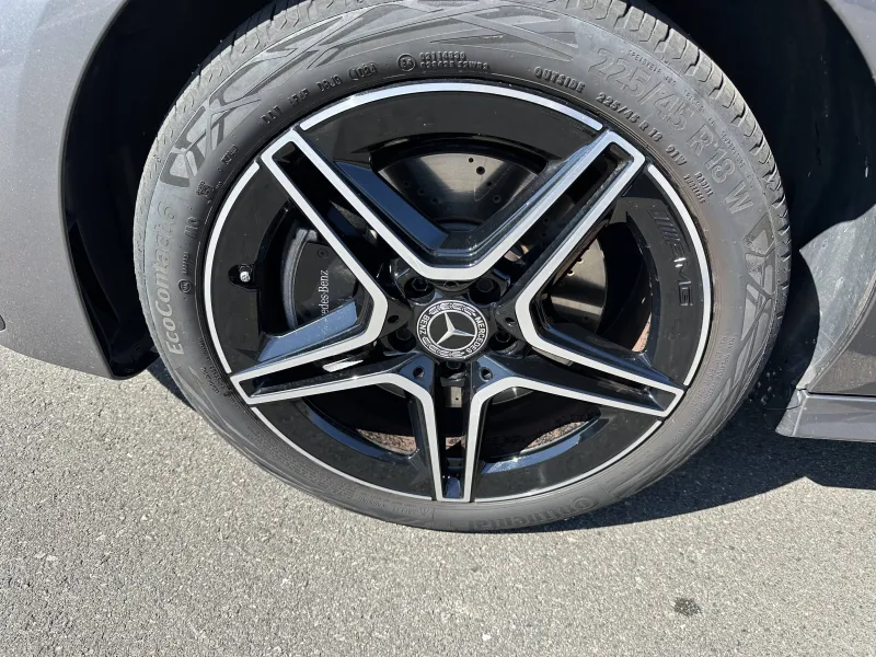 Image secondaire du véhicule 11