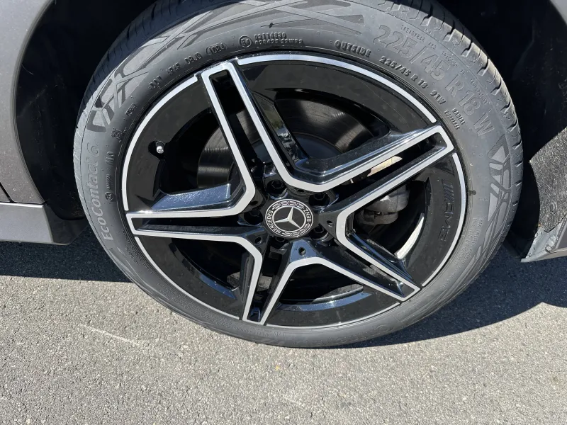 Image secondaire du véhicule 12