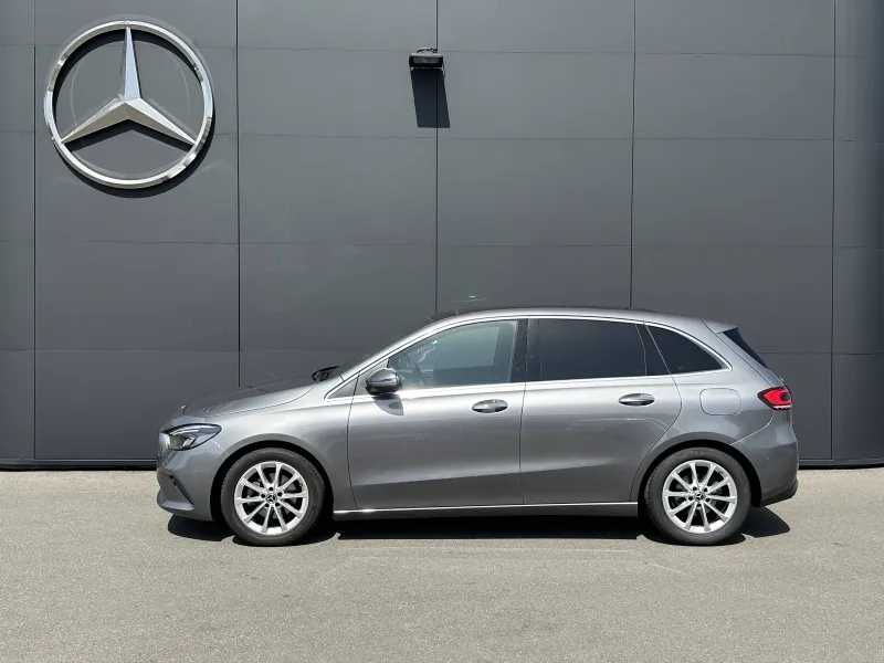 Image secondaire du véhicule 4