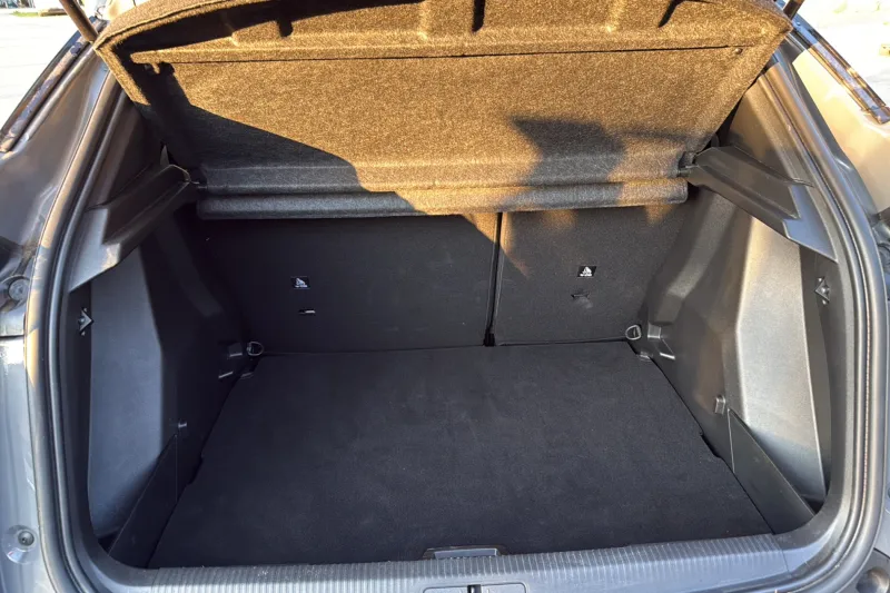 Image secondaire du véhicule 10