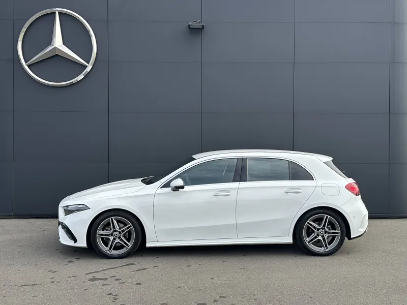 Image secondaire du véhicule 4