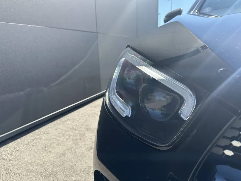 Image secondaire du véhicule 8