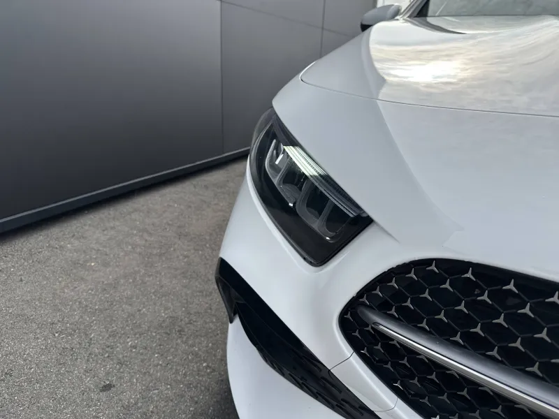 Image secondaire du véhicule 9