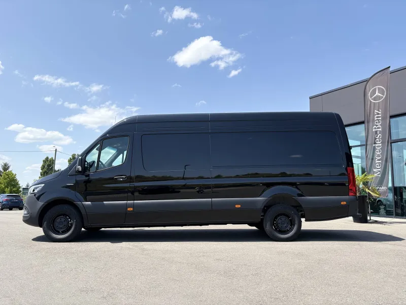 Image secondaire du véhicule 4