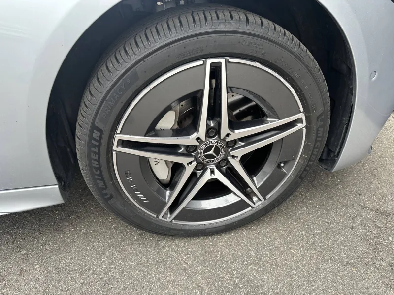 Image secondaire du véhicule 13