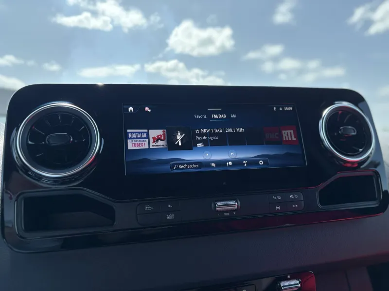 Image secondaire du véhicule 18