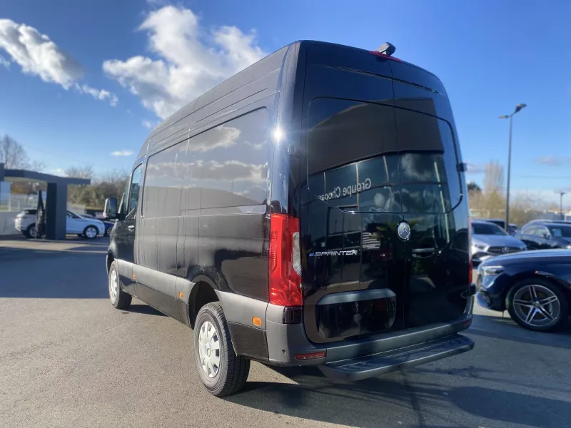 Image secondaire du véhicule 6