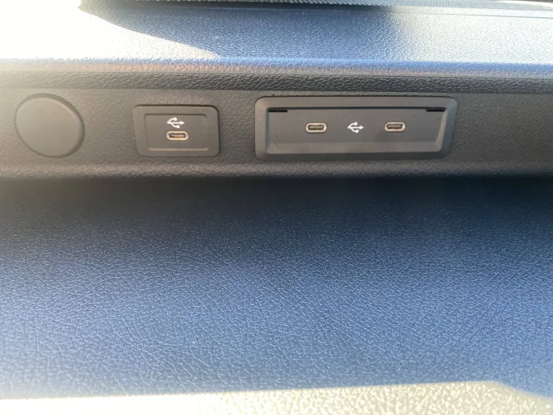 Image secondaire du véhicule 15