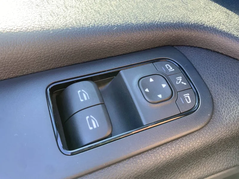 Image secondaire du véhicule 17