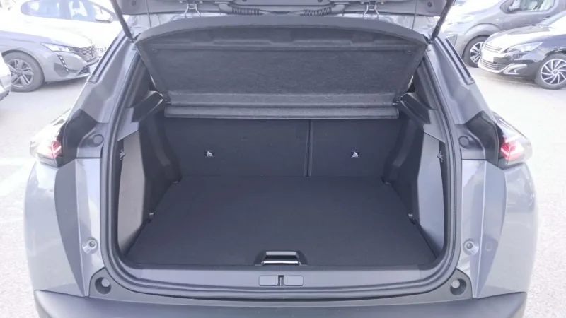 Image secondaire du véhicule 9