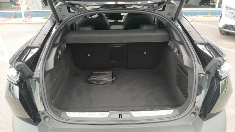 Image secondaire du véhicule 10