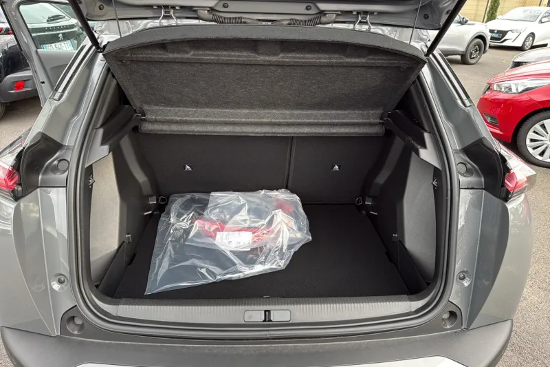 Image secondaire du véhicule 10