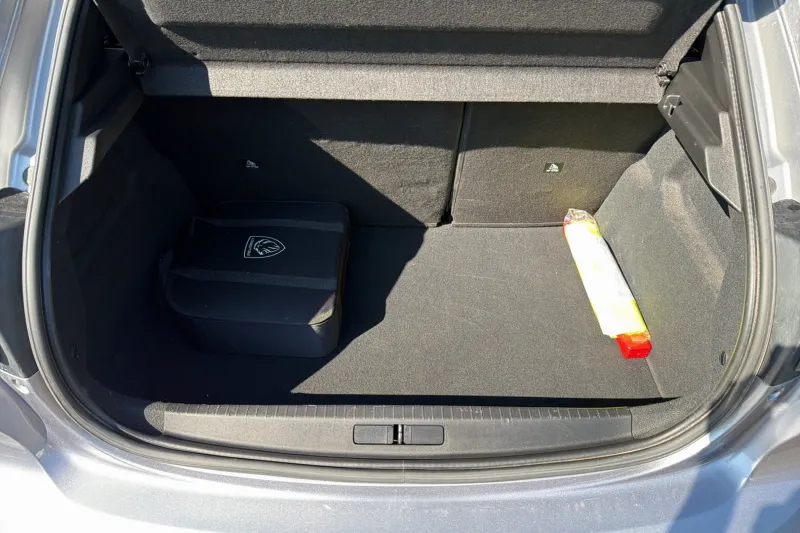 Image secondaire du véhicule 10