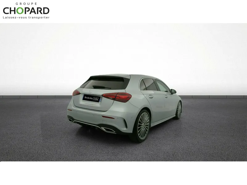 Image secondaire du véhicule 9