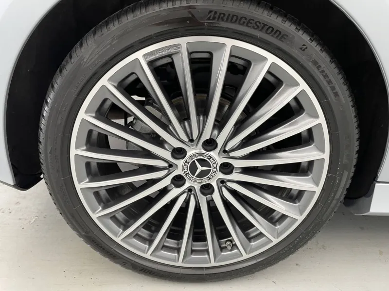 Image secondaire du véhicule 19