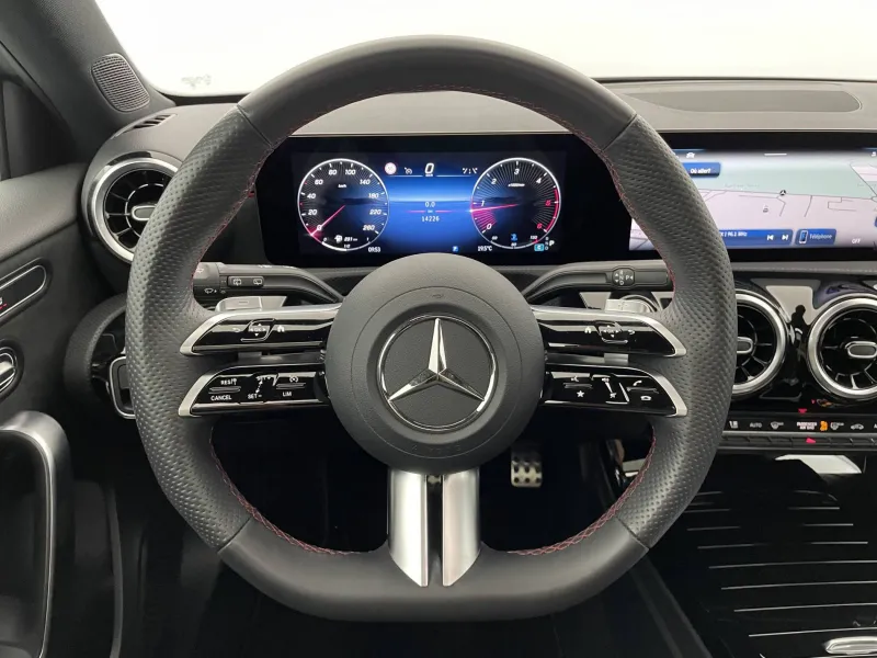 Image secondaire du véhicule 24