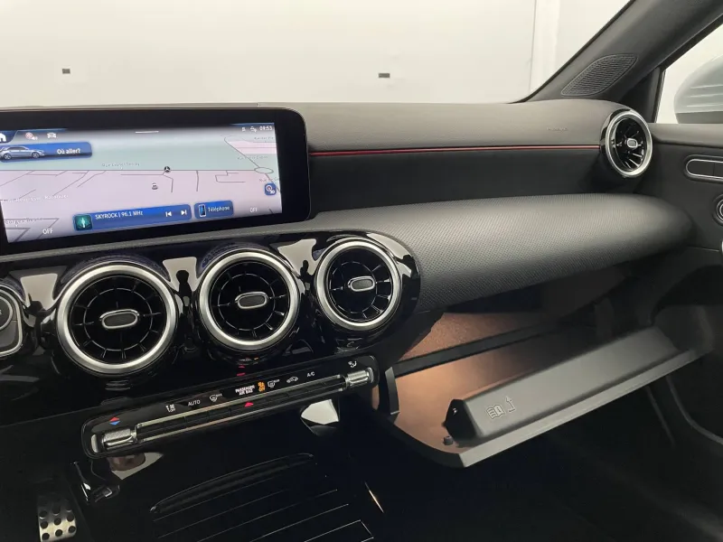 Image secondaire du véhicule 29