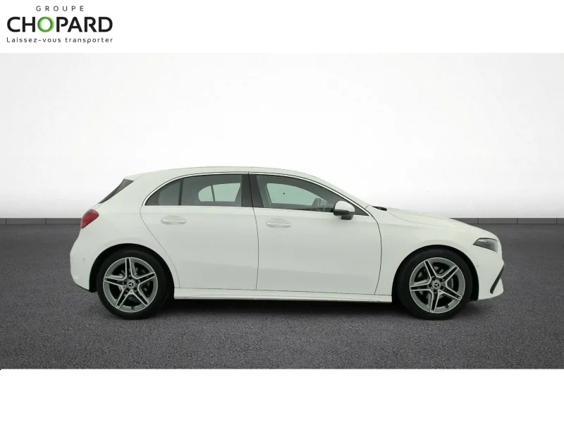 Image secondaire du véhicule 11