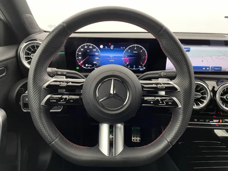 Image secondaire du véhicule 24