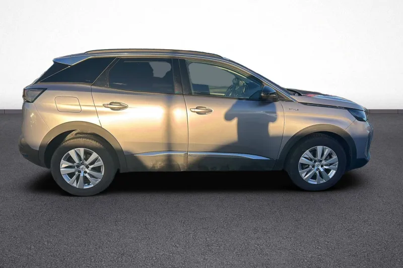 Image secondaire du véhicule 8