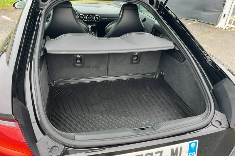 Image secondaire du véhicule 10