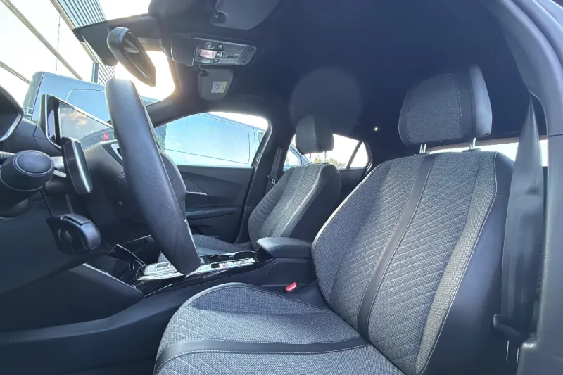 Image secondaire du véhicule 10