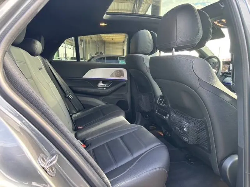 Image secondaire du véhicule 24