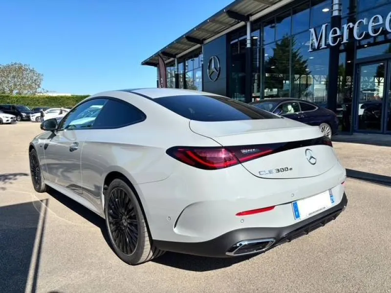 Image secondaire du véhicule 6