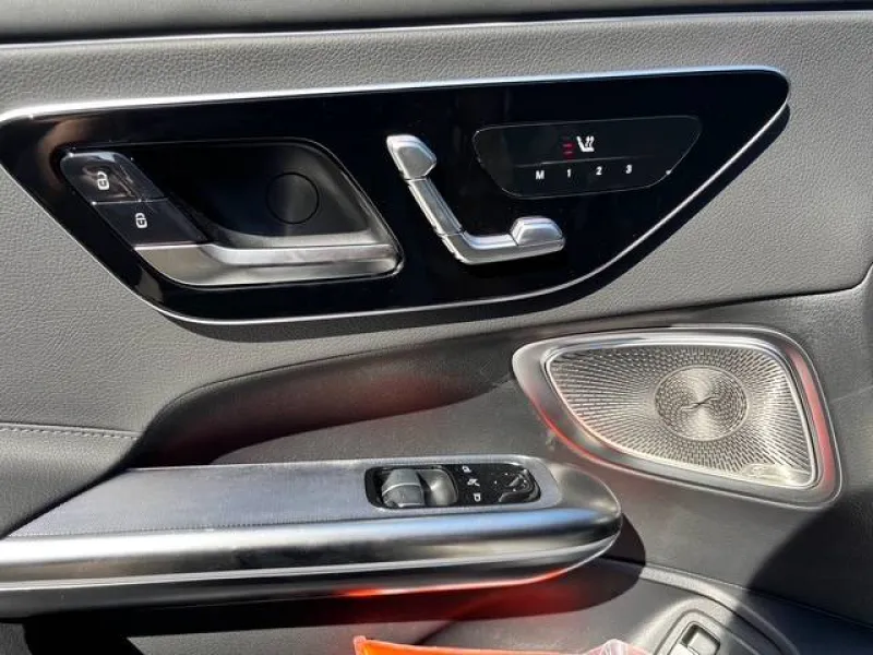 Image secondaire du véhicule 14