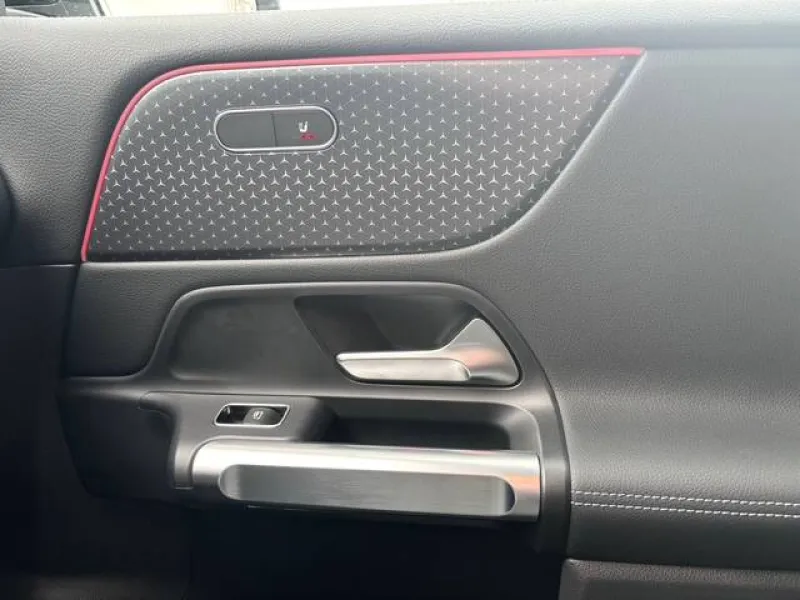 Image secondaire du véhicule 20