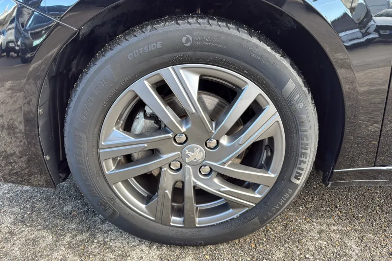 Image secondaire du véhicule 10