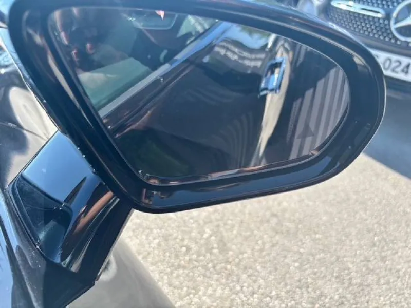 Image secondaire du véhicule 12