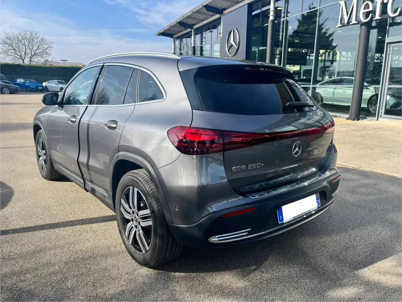 Image secondaire du véhicule 6