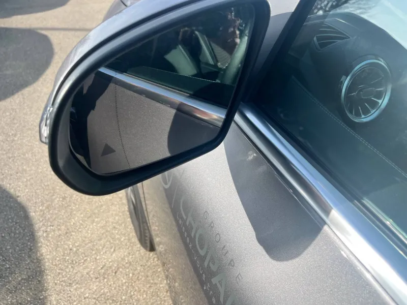 Image secondaire du véhicule 10