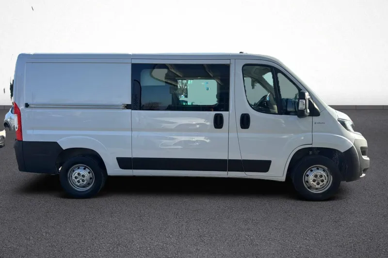 Image secondaire du véhicule 7