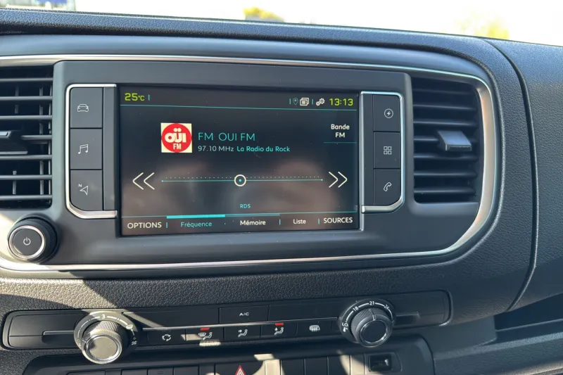 Image secondaire du véhicule 11