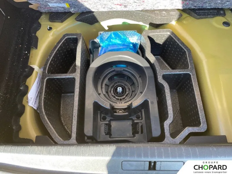 Image secondaire du véhicule 21