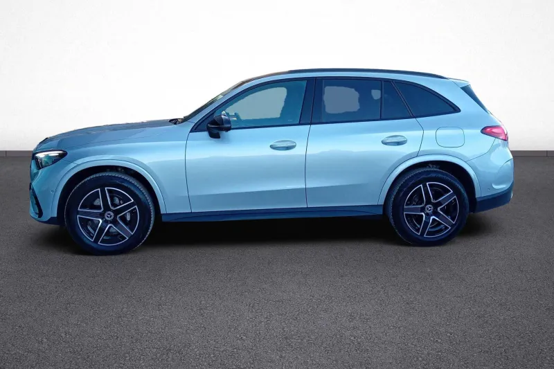 Image secondaire du véhicule 4